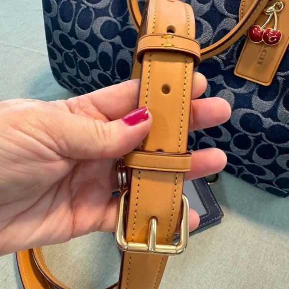 Coach Large Rowan-Denim - Picture 12 of 13